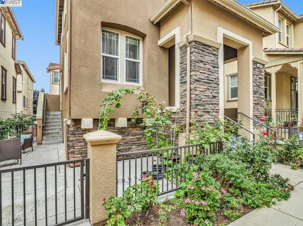 49042 Feather Grass Ter, Fremont, CA 94539