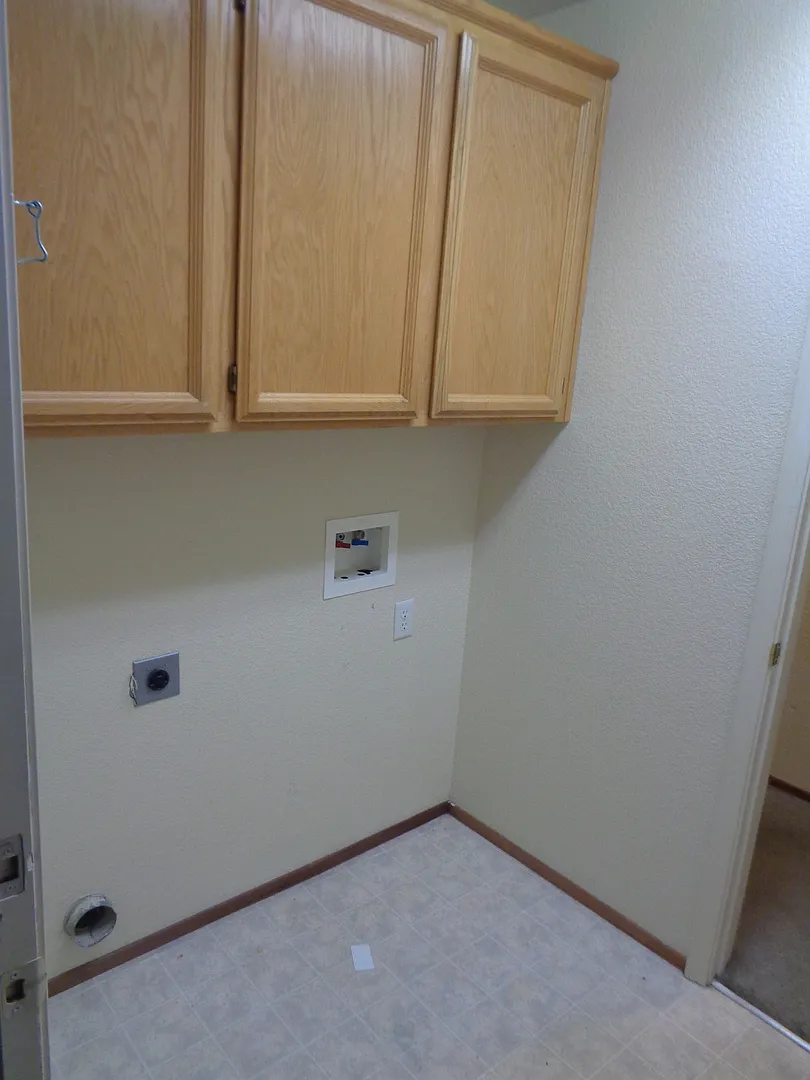 3 Bedroom 2 Bath Yuba City Home — Photo 3