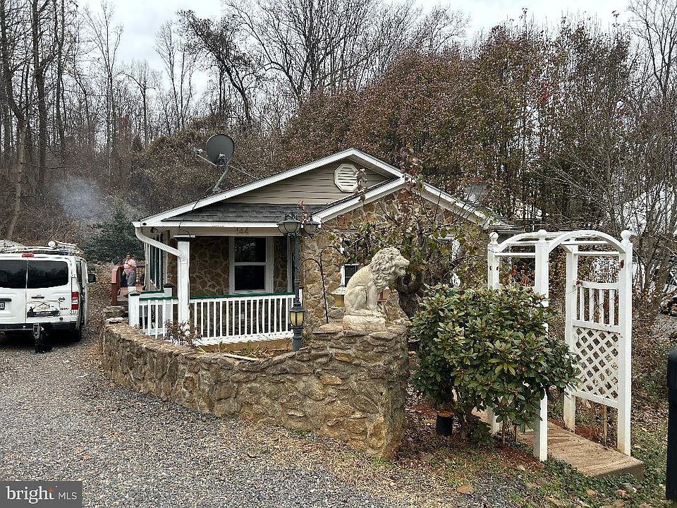1st image of 144 Bowler Ln