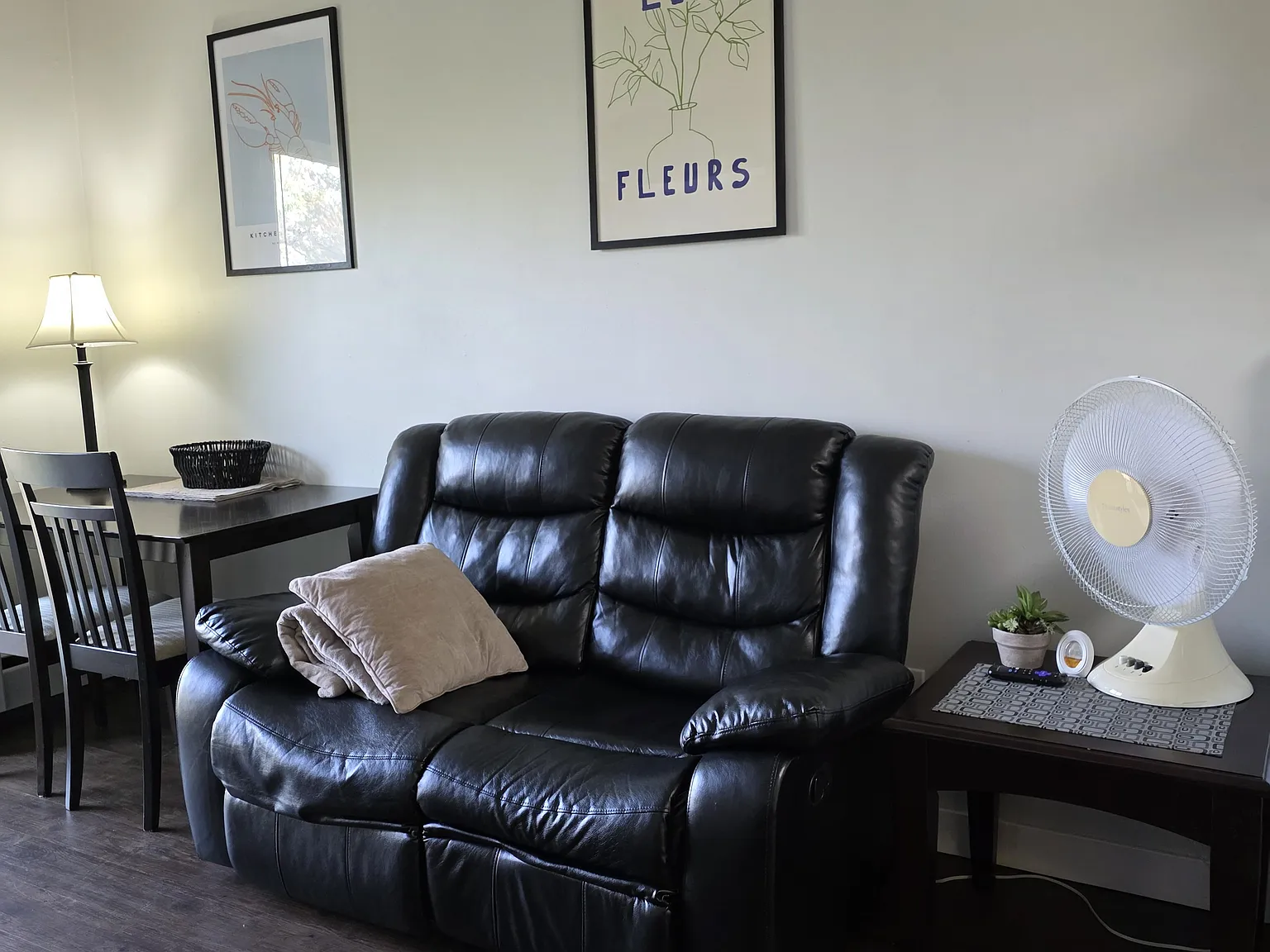 Studio, 400 sqft, $1,395 — Photo 3