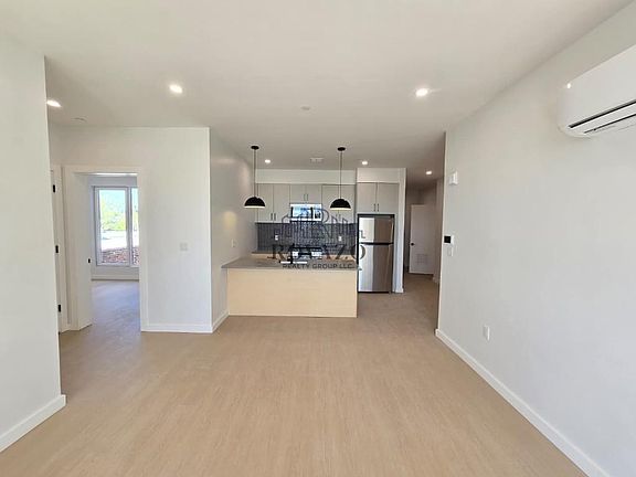 2nd image of 74 Webster St #1CC