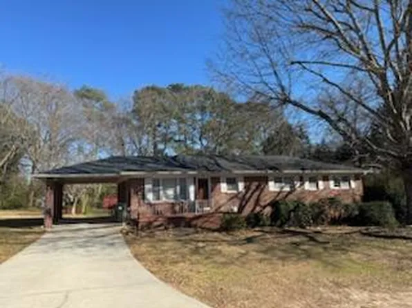 55 Glenn St, Hartwell, GA 30643