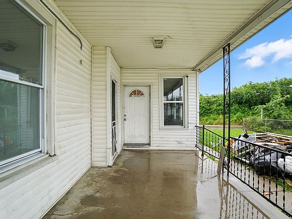 3rd image of 1711 McLain St