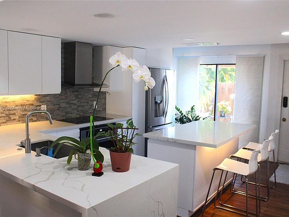 3rd image of 1891 SW 81st Ave #1891
