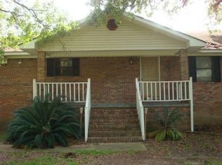 3305 Milstead Rd, Gautier, MS 39553