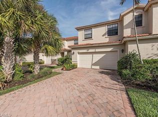 15239 Summit Place Cir, Naples, FL 34119