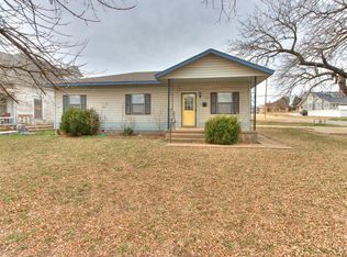 602 S 6th St, Kingfisher, OK 73750