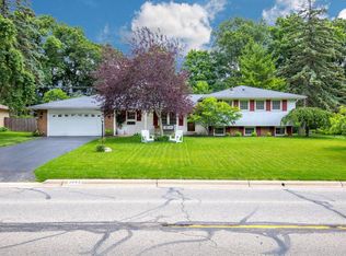 3042 N Star Rd, Columbus, OH 43221