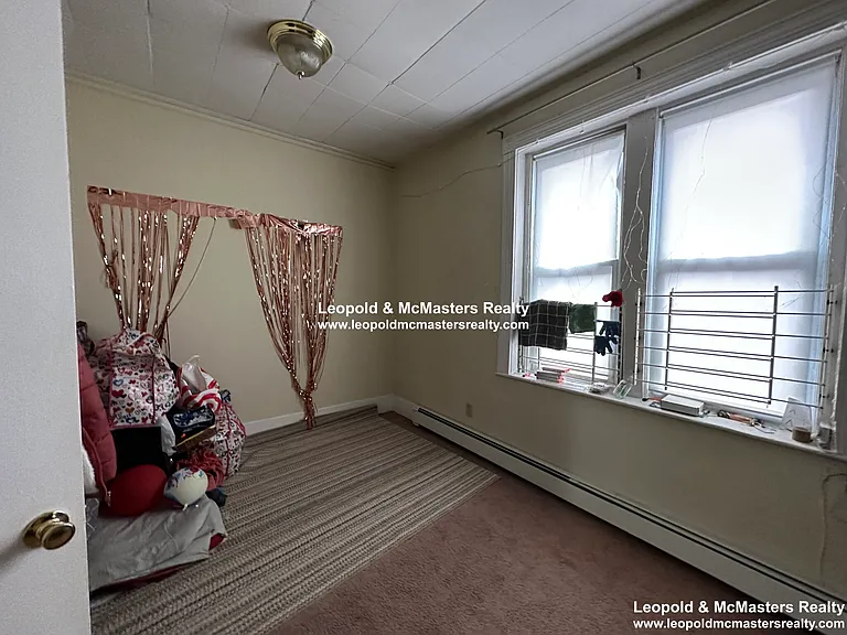 South Huntington Apartments — Photo 19