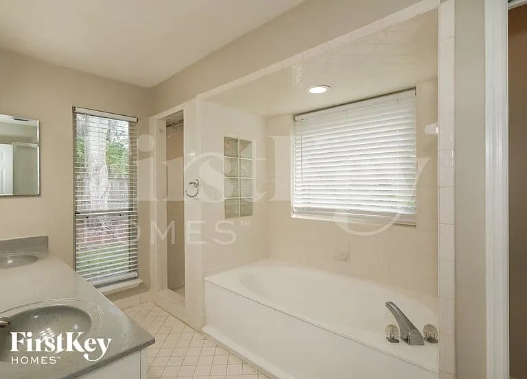 1691 Ponce De Leon Ct — Photo 10