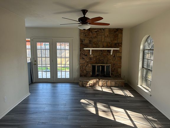 3rd image of 2617 Ashglen Dr