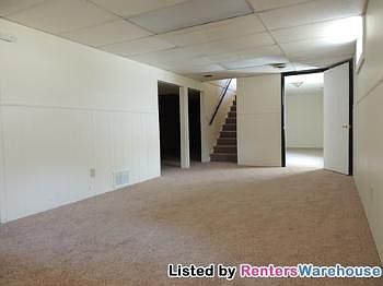 4th image of 12133 Fergus St NE