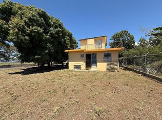 68 3rd St, Santa Isabel, PR 00757