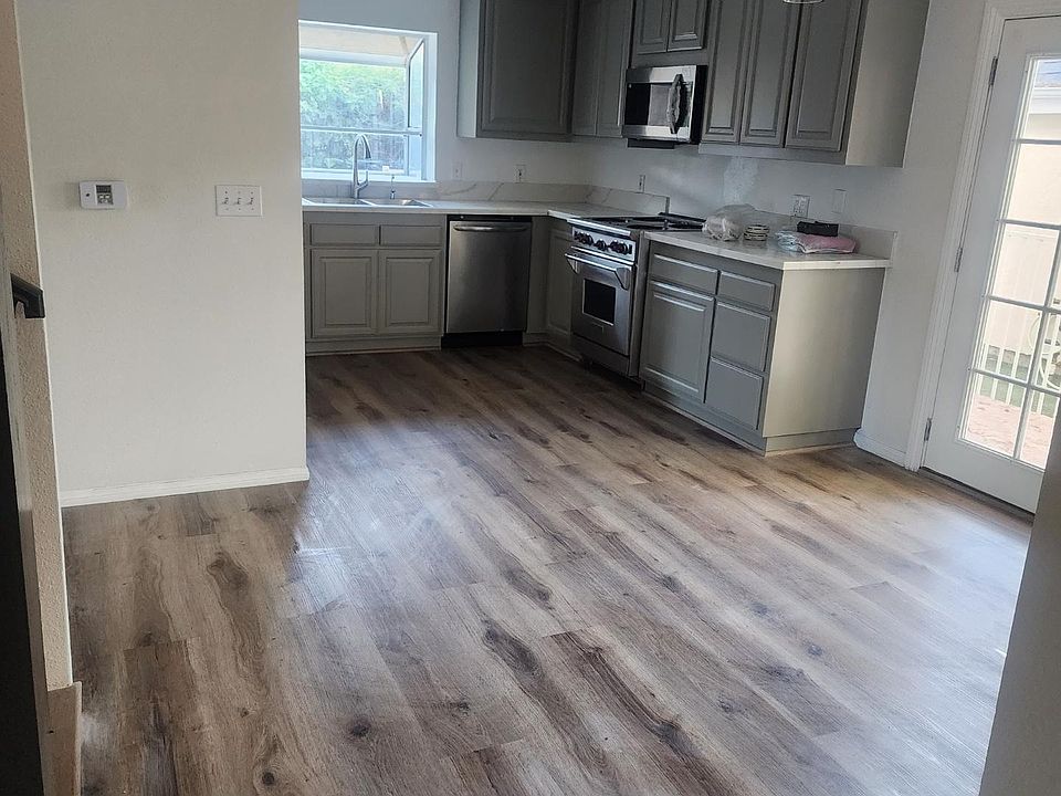 1st image of 11071 Yarmouth Ave