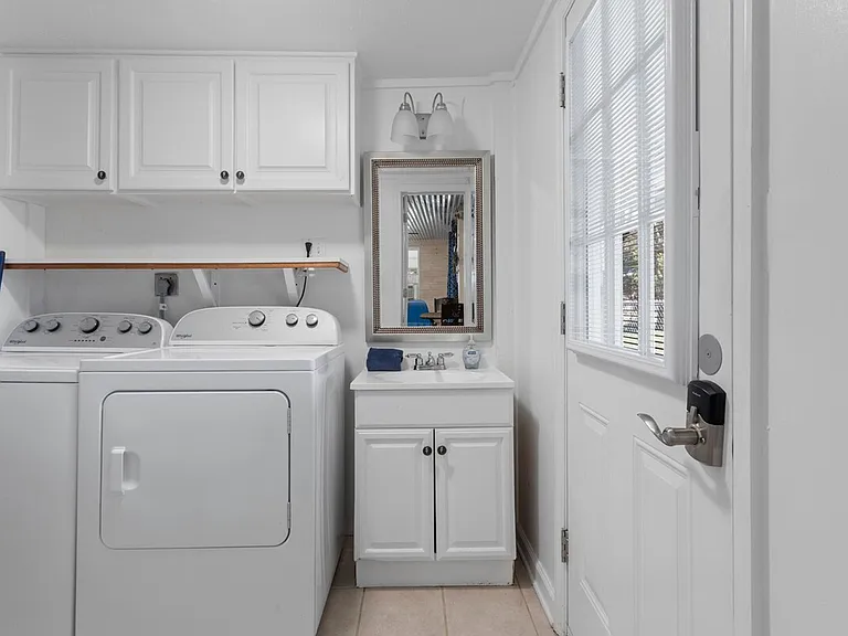 Laundry Room Cabinet