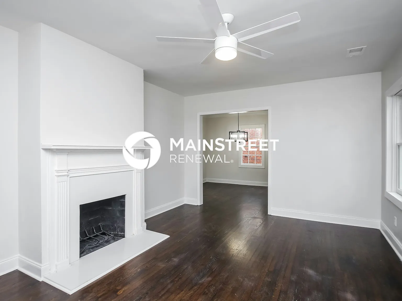 1847 S Gordon St SW — Photo 4