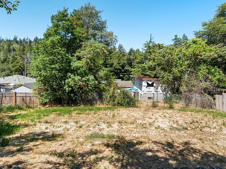 205 Apple Knl — Photo 37