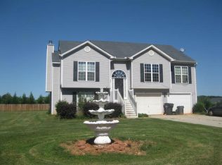 1408 Langdon Park Ct, Winder, GA 30680