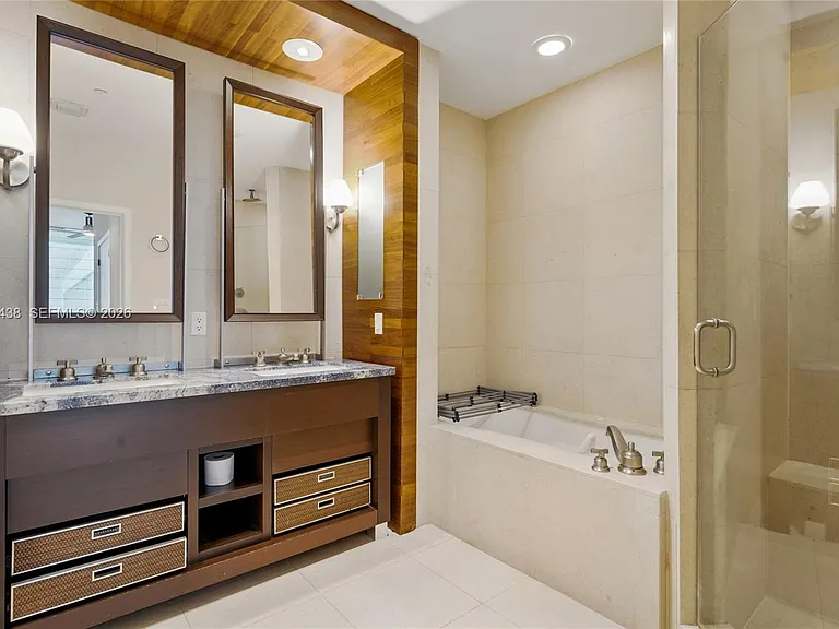 6799 Collins Ave #401 — Photo 27