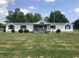 20 Pleasant Ln, Mitchell, IN 47446