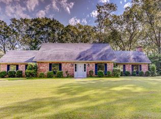 306 Rollingwood Dr, Vicksburg, MS 39183