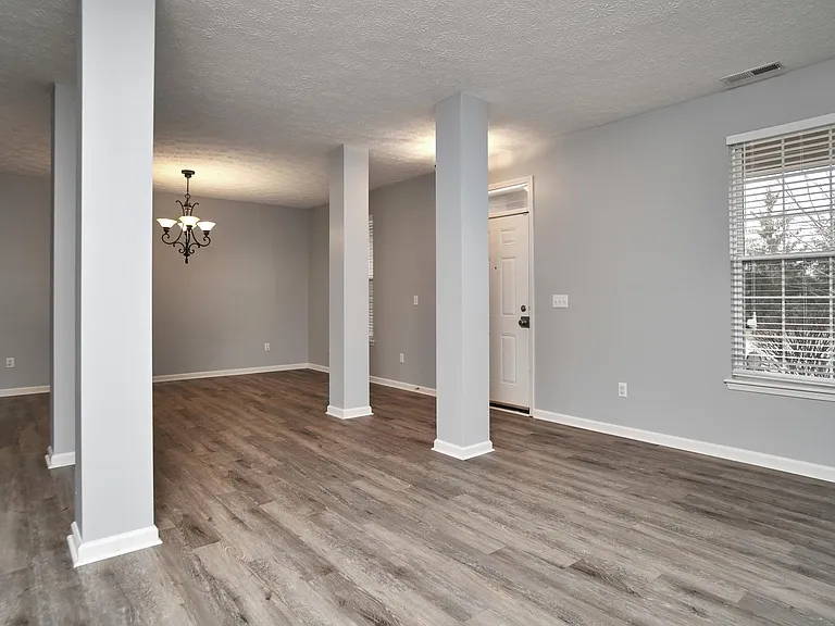 11080 McDowell Dr — Photo 8