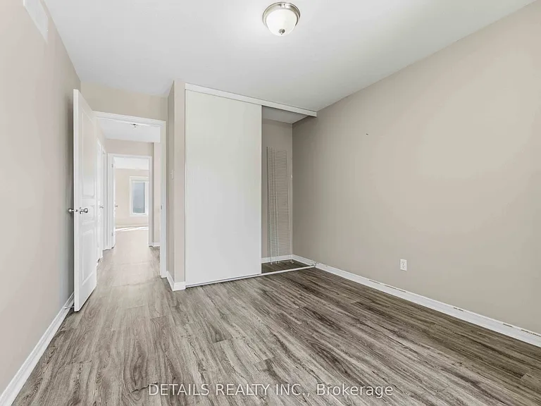 3 Gateshead Ave — Photo 33