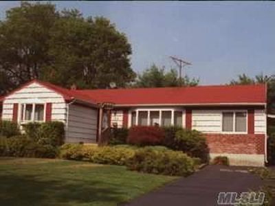 133 W 16th St, Deer Park, NY, 11729