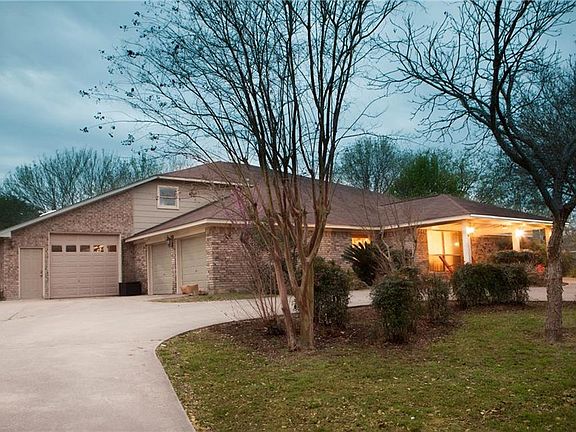 4th image of 117 Pin Oak Dr