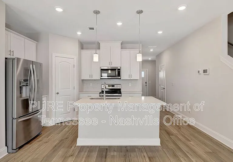 4519 Skywood Ln — Photo 10