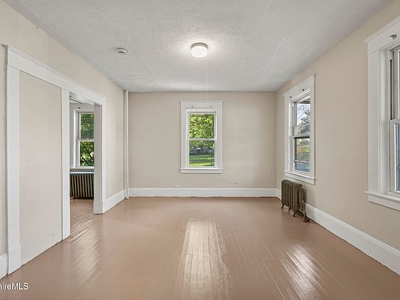 4th image of 42-44 John St