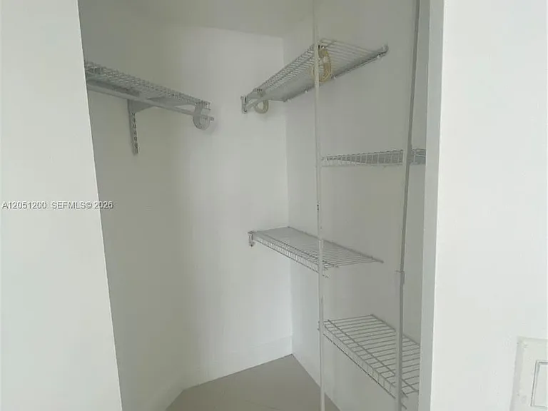 185 SW 7th St #2603 — Photo 25