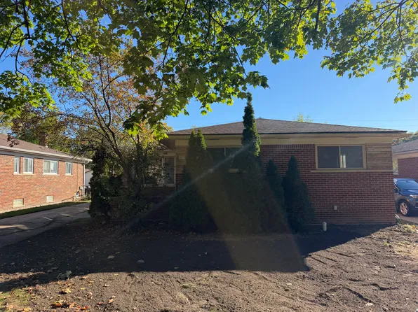 21820 Avon Ave, Oak Park, MI 48237