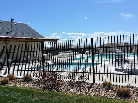 2nd image of 3400 Sagebrush Blvd
