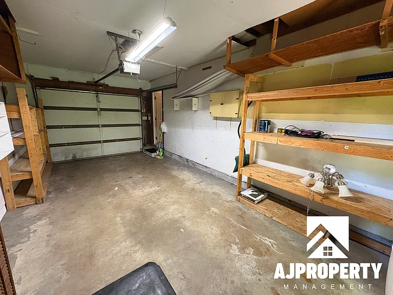 4001 E 20th St — Photo 28