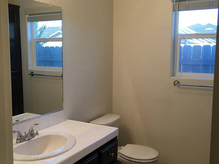 476 Descanso Bay Ct — Photo 10