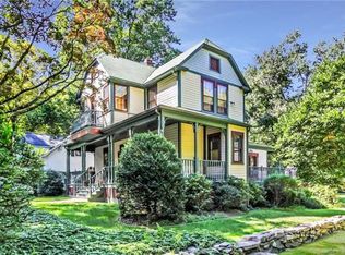 242 Cedar Rd, Southport, CT 06890