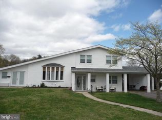 1218 Hillside Rd, Pasadena, MD 21122