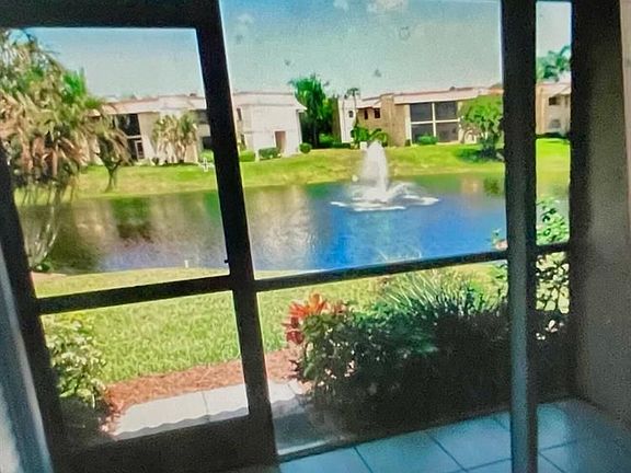 5th image of 1929 NE Collins Cir #1150