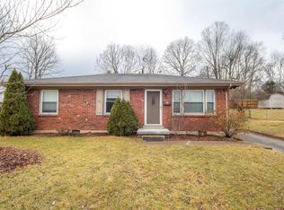 3379 Greentree Rd, Lexington, KY 40517