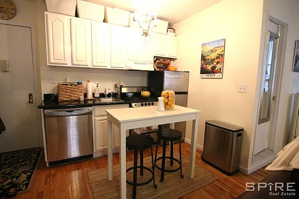 Rented by Spire Group | media 10