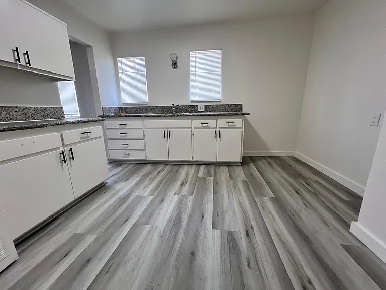 4351 Normal Ave #B202 — Photo 4