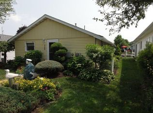 5566 E Channel Dr, Pt Clinton, OH
