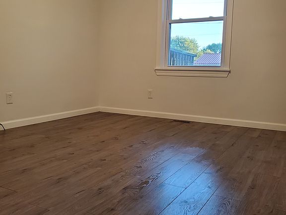 4th image of 317 22nd St