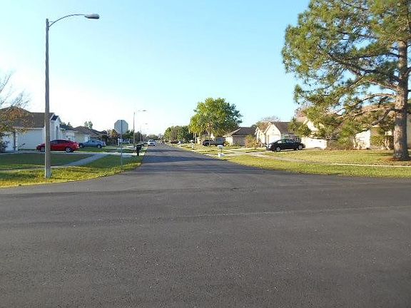 4th image of 2271 Bagdad Ave