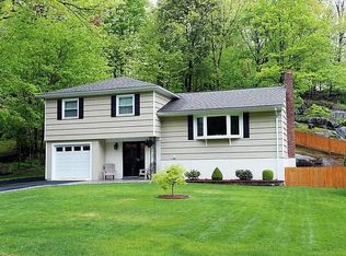 829 Fenimore Rd, Mamaroneck, NY 10543