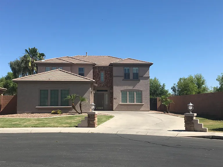 3482 E Geronimo Ct — Photo 1
