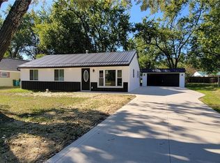 1816 Westwood Dr, Twinsburg, OH 44087