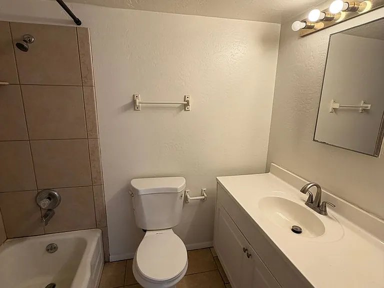 2150 W Missouri Ave #109 — Photo 16