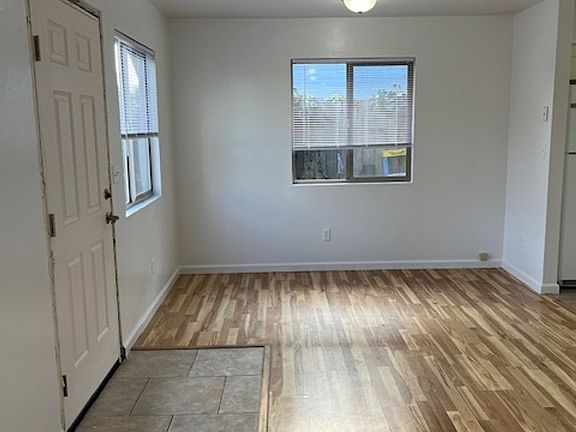 2nd image of 814 California St #A-d